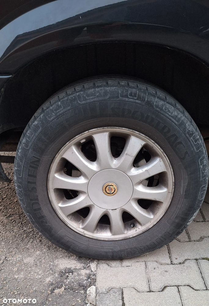 Chrysler Voyager 2.4 SE - 18