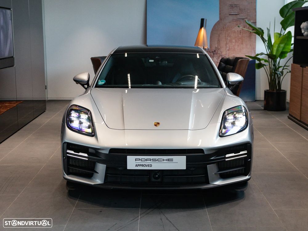 Porsche Panamera 4 E-Hybrid - 6