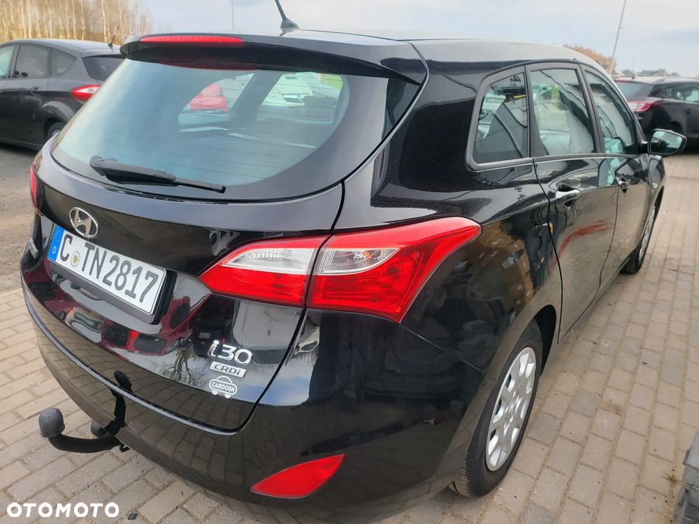 Hyundai i30 1.4 CRDi Premium - 14