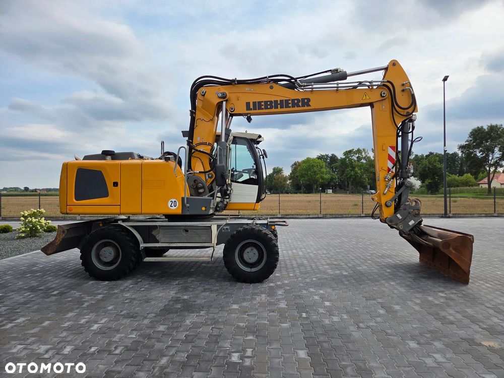 Liebherr A920 / z Niemiec / Stan idealny / - 5