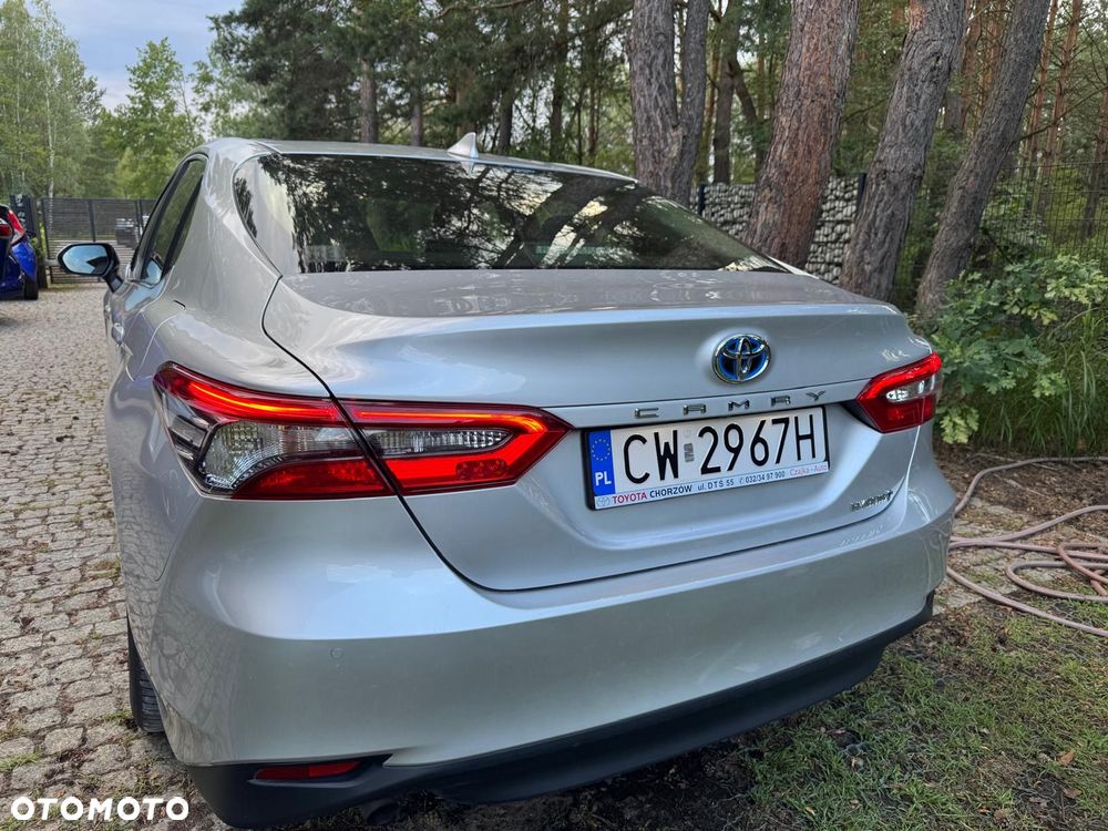 Toyota Camry 2.5 Hybrid Comfort CVT - 6