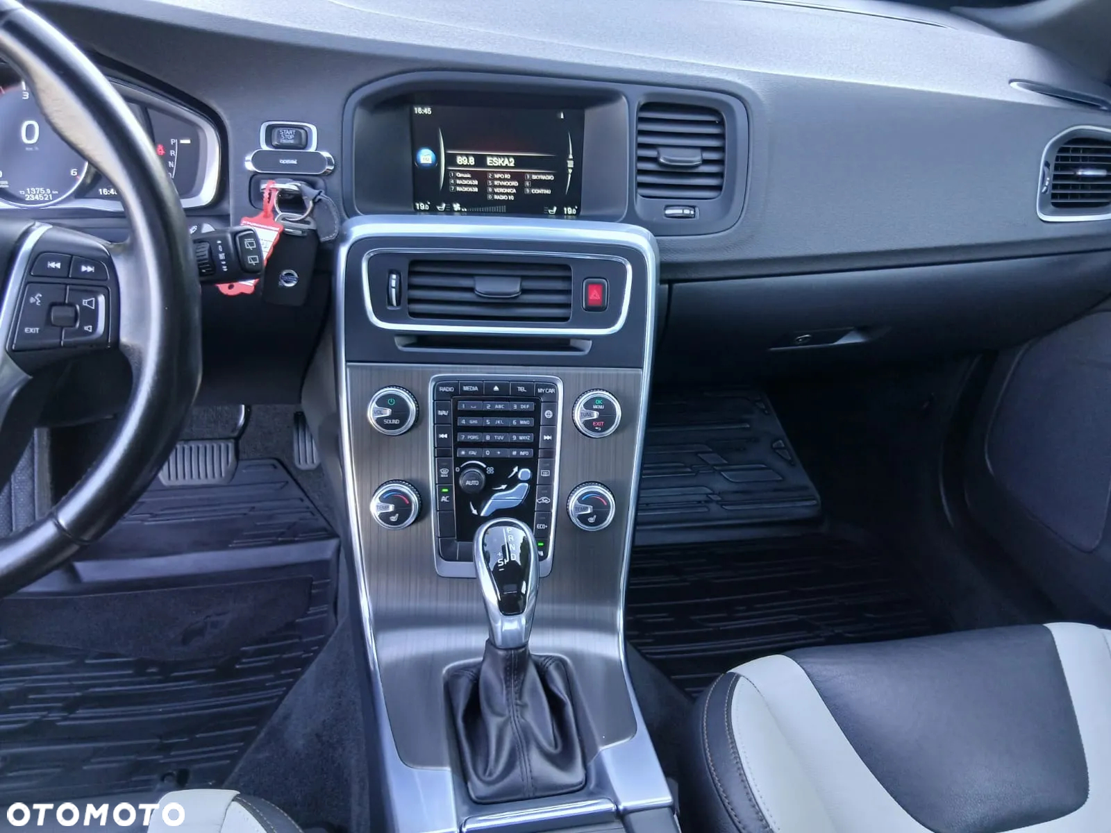 Volvo V60 D4 Drive-E Summum - 25