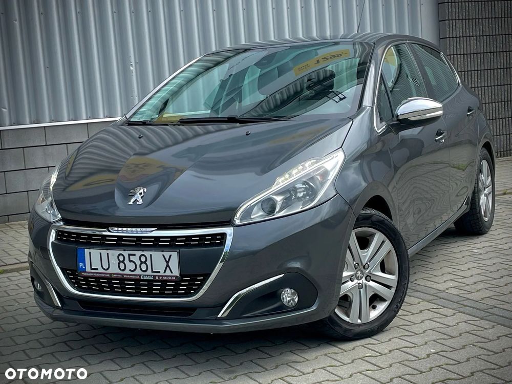 Peugeot 208 1.2 PureTech GPF Signature S&S - 5