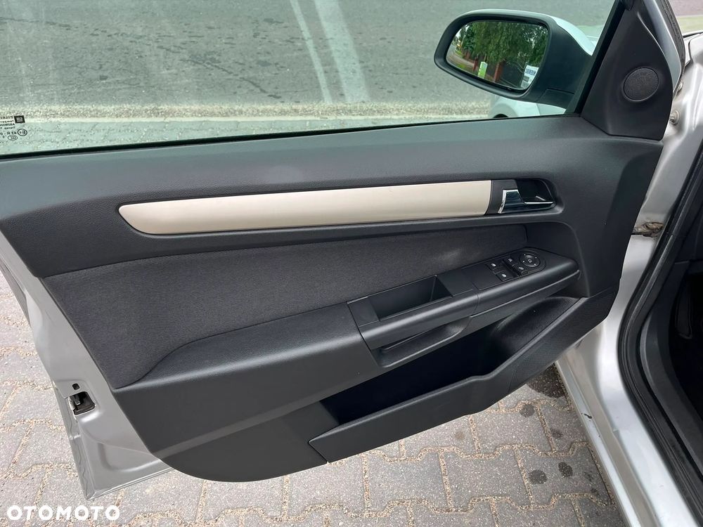 Opel Astra 1.6 Edition - 9