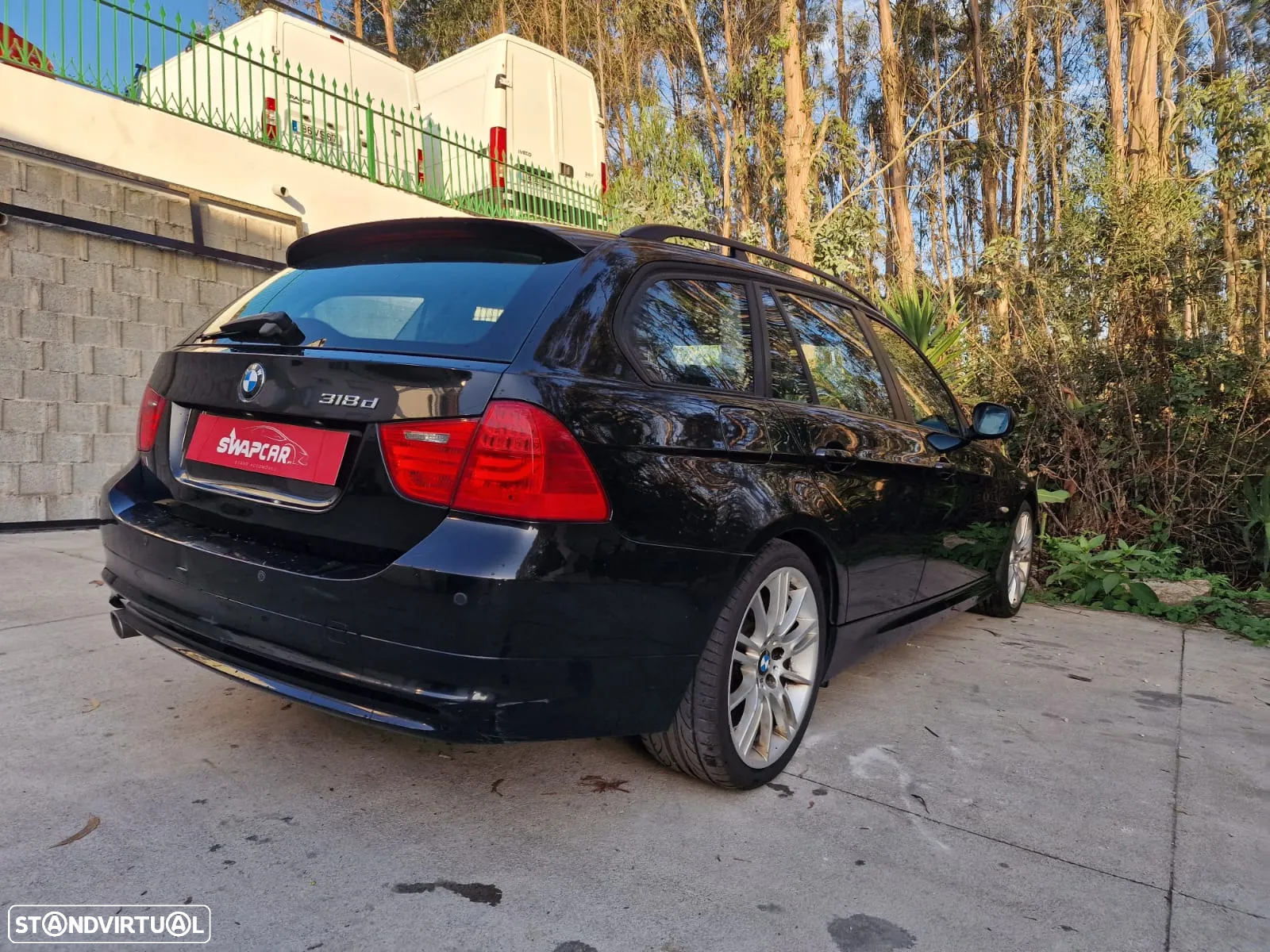BMW 318 d Touring Dynamic - 8