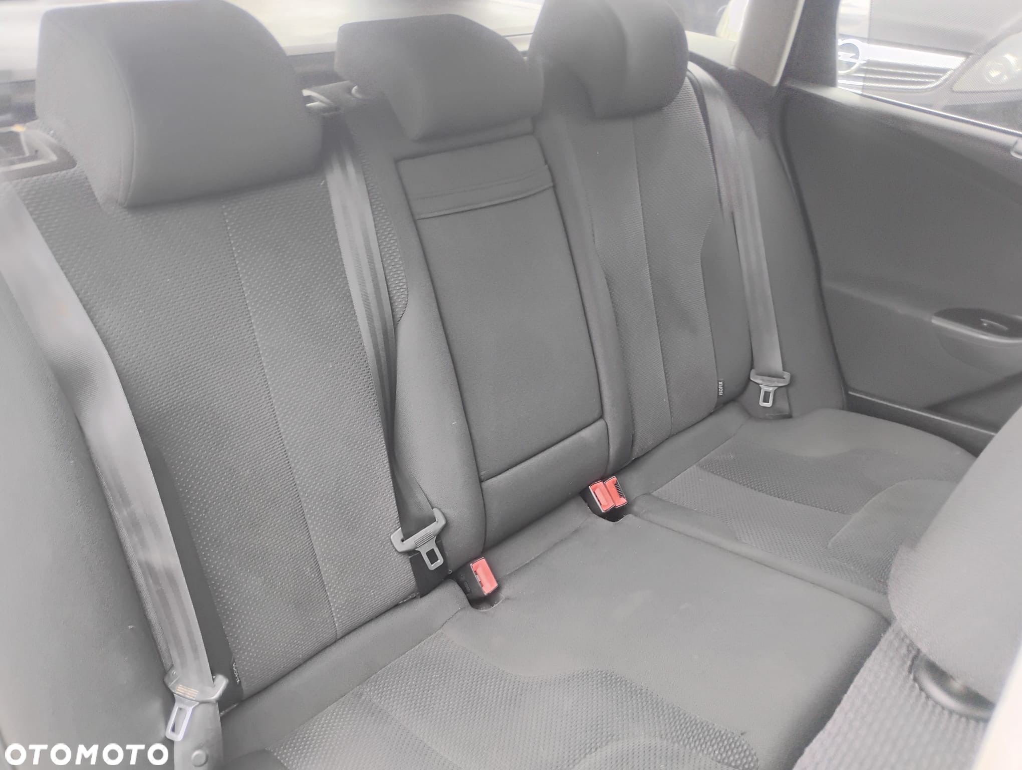 Volkswagen Passat 2.0 TDI Comfortline - 27