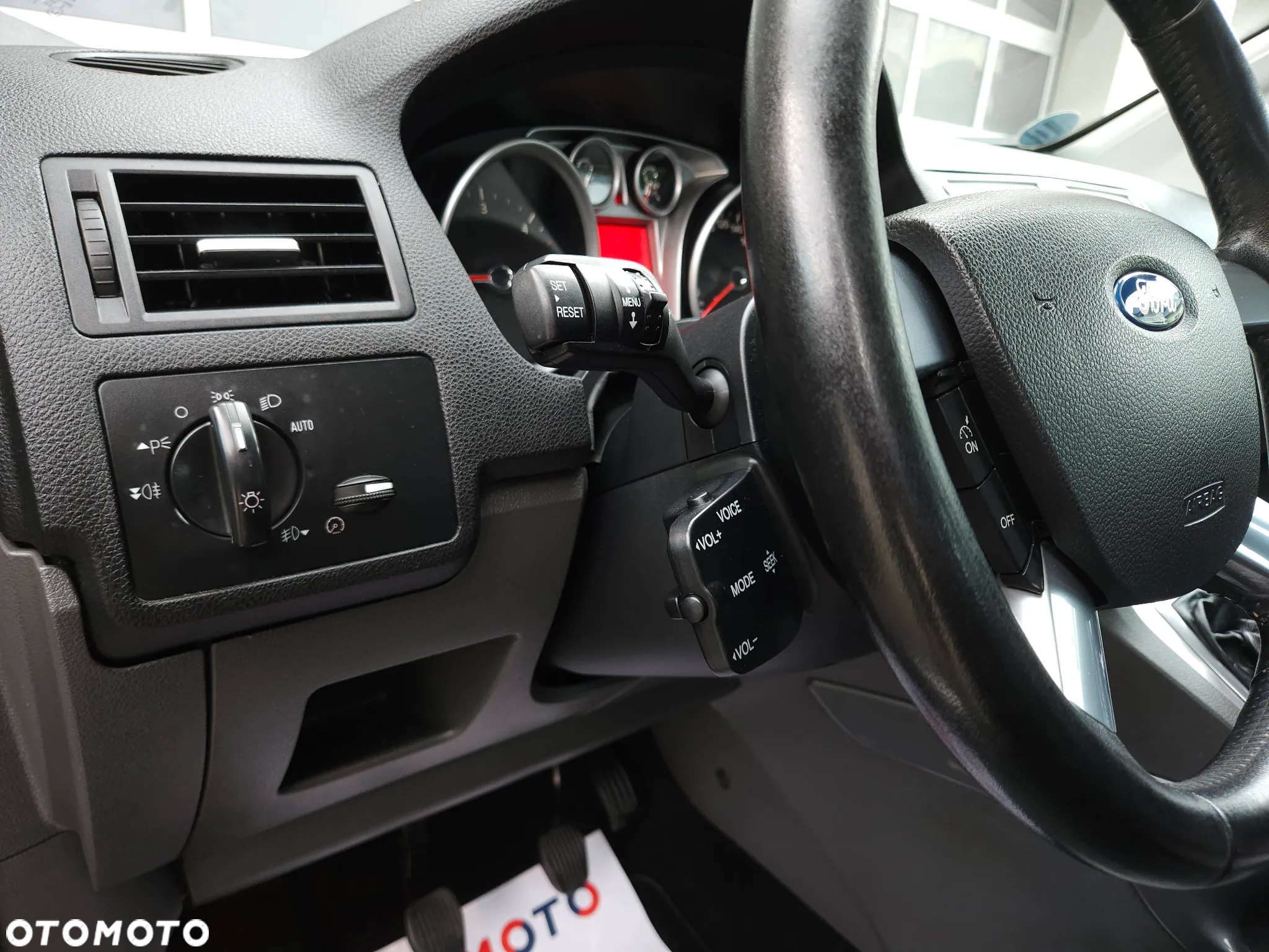 Ford Kuga 2.0 TDCi 4x4 Titanium - 22