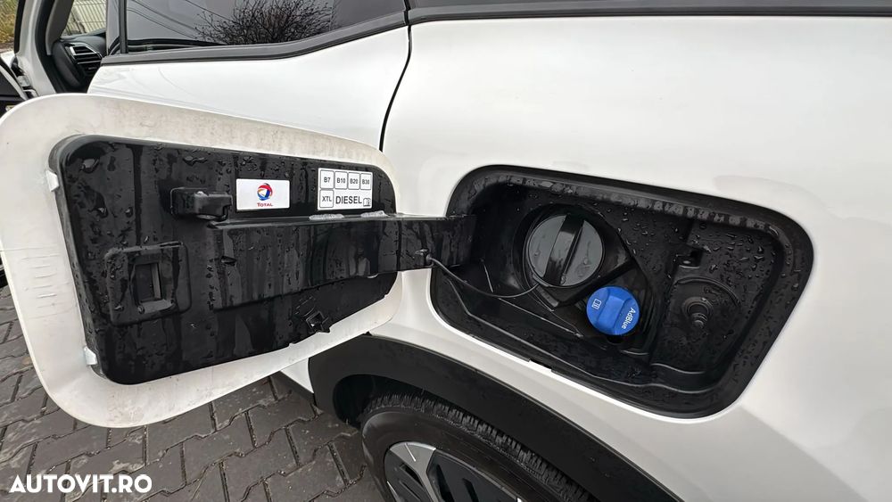 Citroën C4 BlueHDi 110 Stop&Start FEEL PACK - 34