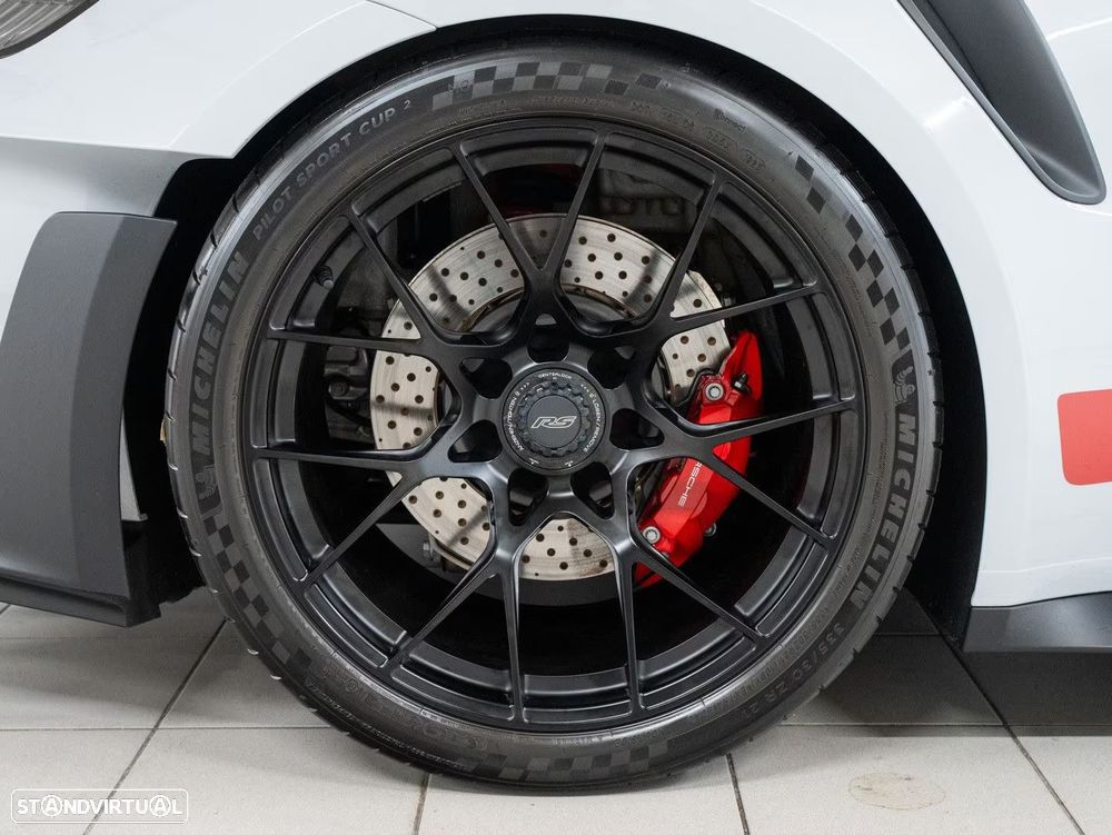 Porsche 911 (992) GT3 RS - 26