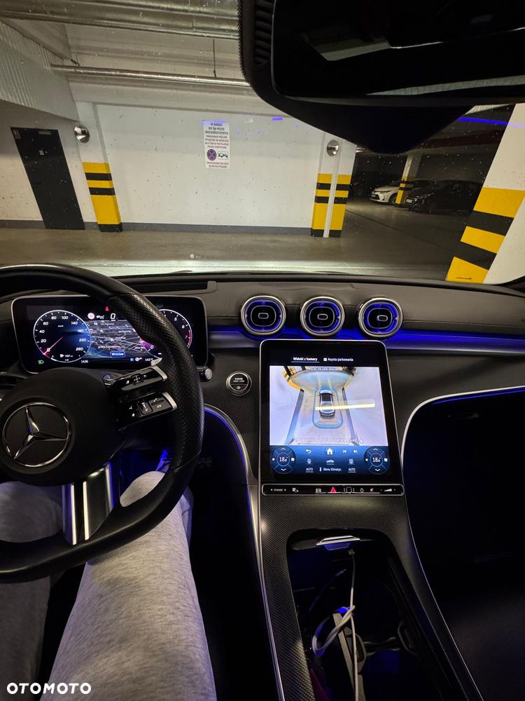 Mercedes-Benz Klasa C 300 mHEV 4-Matic AMG - 18