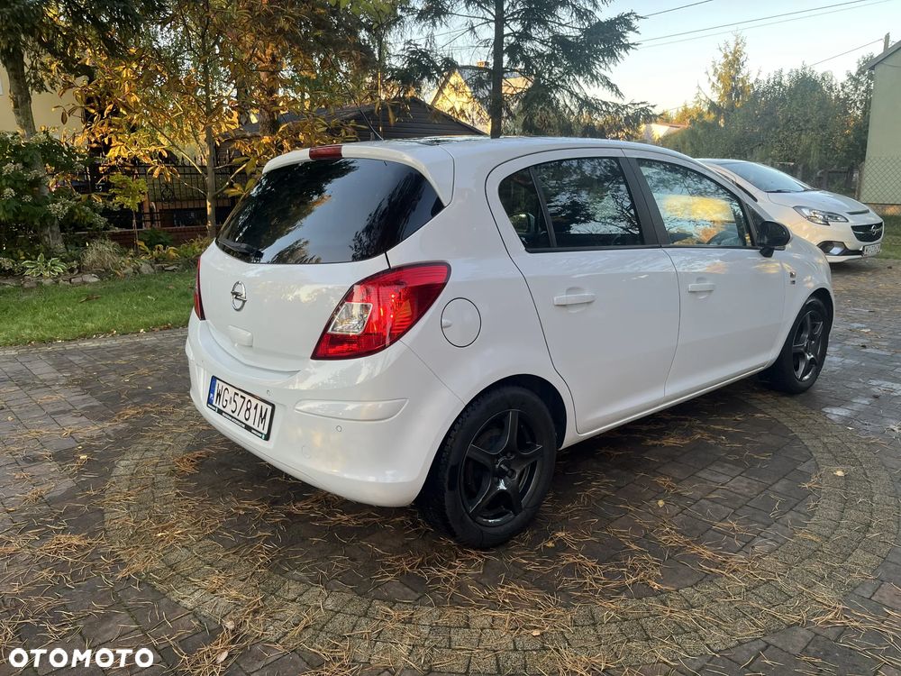 Opel Corsa 1.4 16V Edition 150 - 7