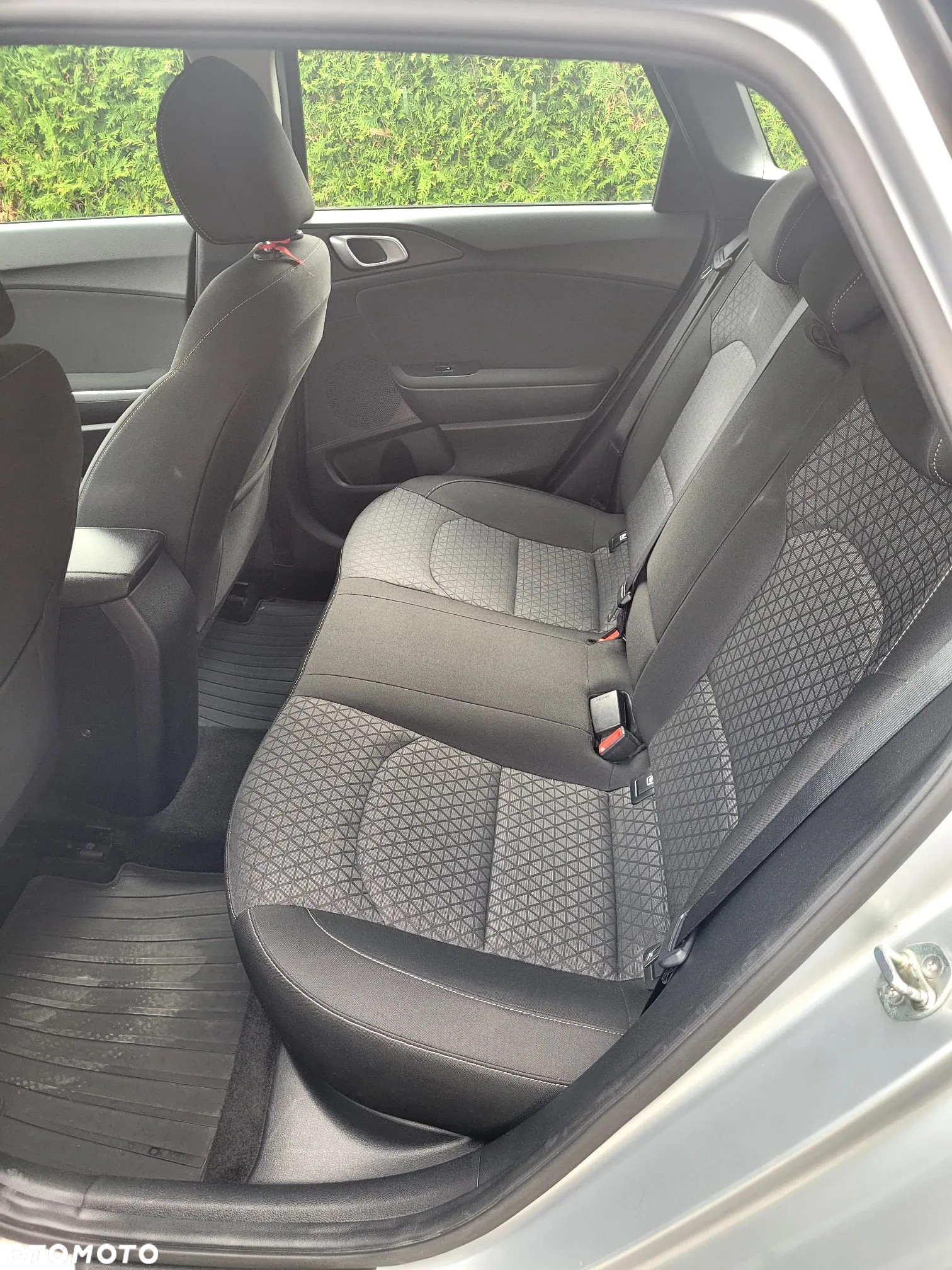 Kia Ceed 1.6 CRDi SCR L Business Line DCT - 14