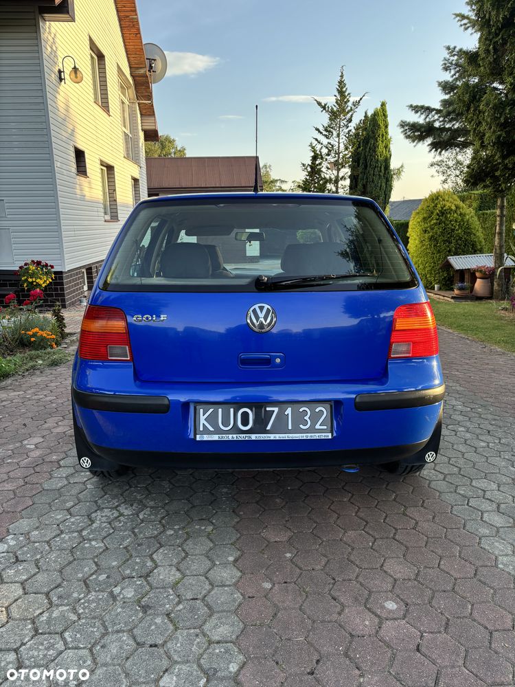 Volkswagen Golf 1.4 - 3