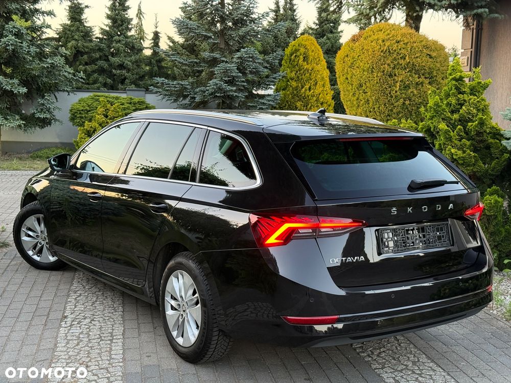 Skoda Octavia 2.0 TDI Style DSG - 6