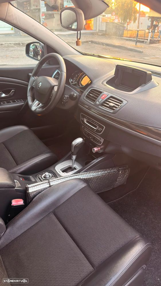 Renault Mégane Sport Tourer 1.5 dCi Dynamique S EDC - 6