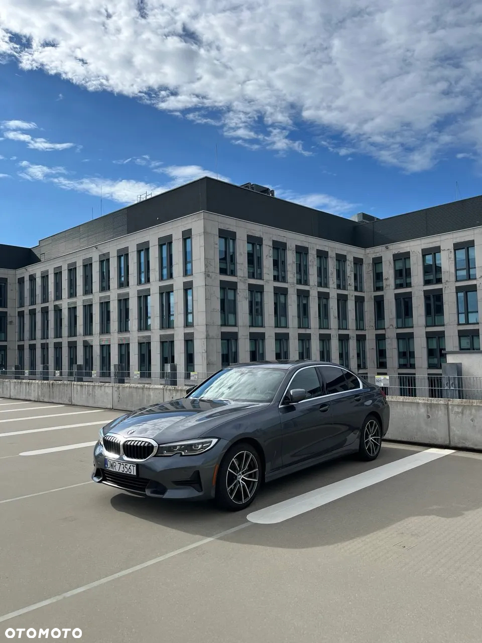 BMW Seria 3 330i Sport Line - 4
