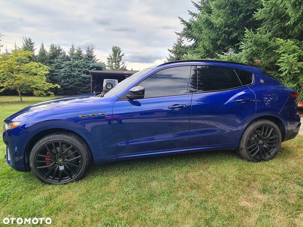 Maserati Levante Q4 - 2