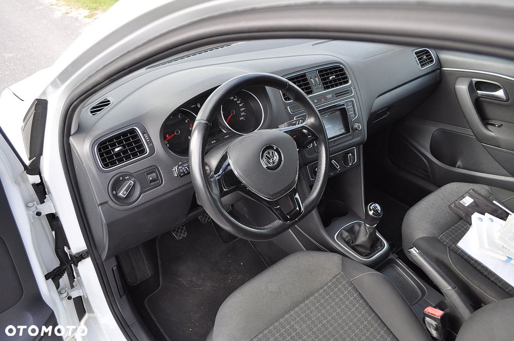 Volkswagen Polo 1.2 TSI BMT Comfortline - 22