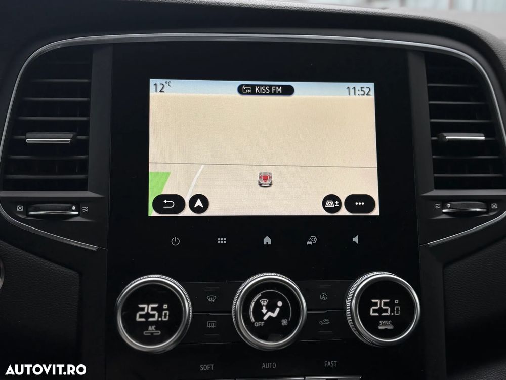 Renault Megane BLUE dCi 115 EDC EQUILIBRE - 19