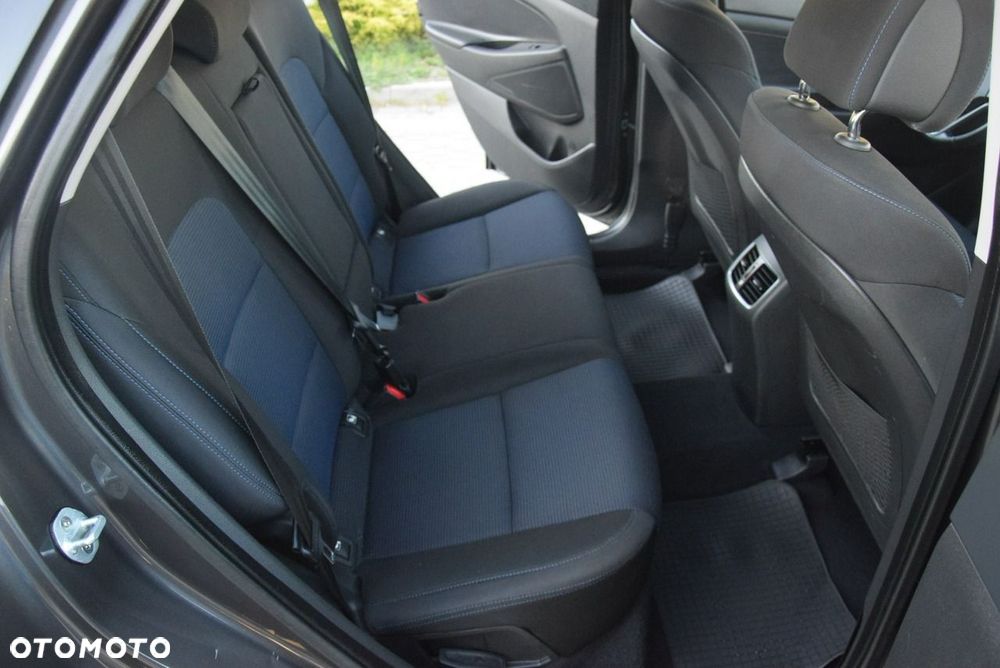 Hyundai Tucson 1.7 CRDI BlueDrive Style 2WD - 33