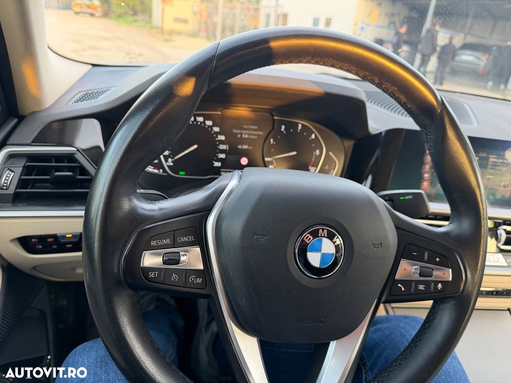 BMW Seria 3 318d Aut. - 8