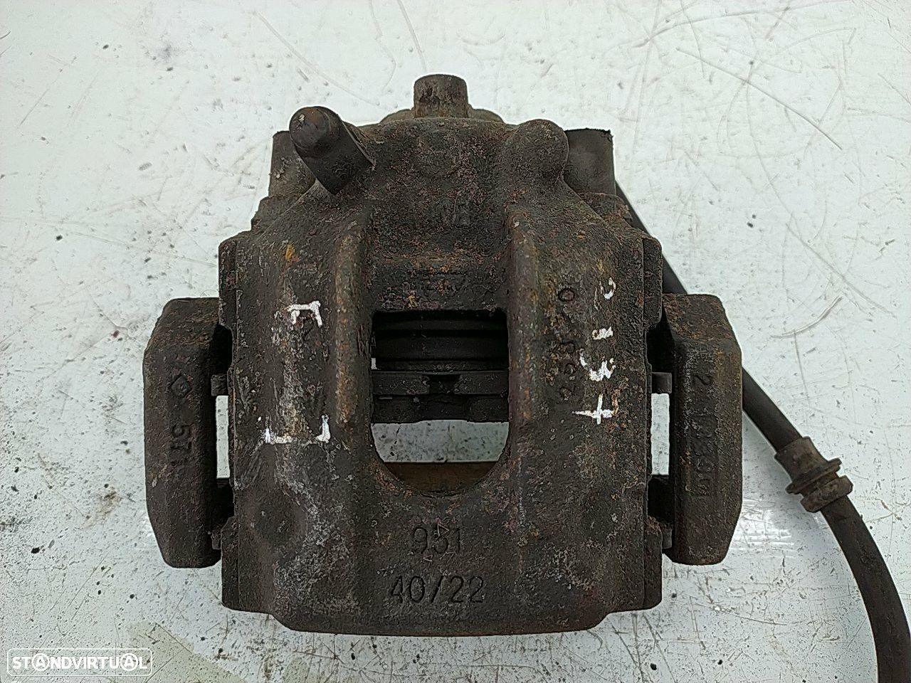 Pinça Tras Esquerda Bmw 3 Touring (E46) - 1