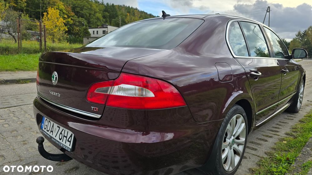 Skoda Superb 2.0 TDI Elegance - 12