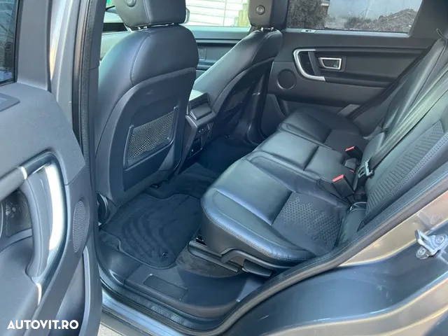 Land Rover Discovery Sport - 15