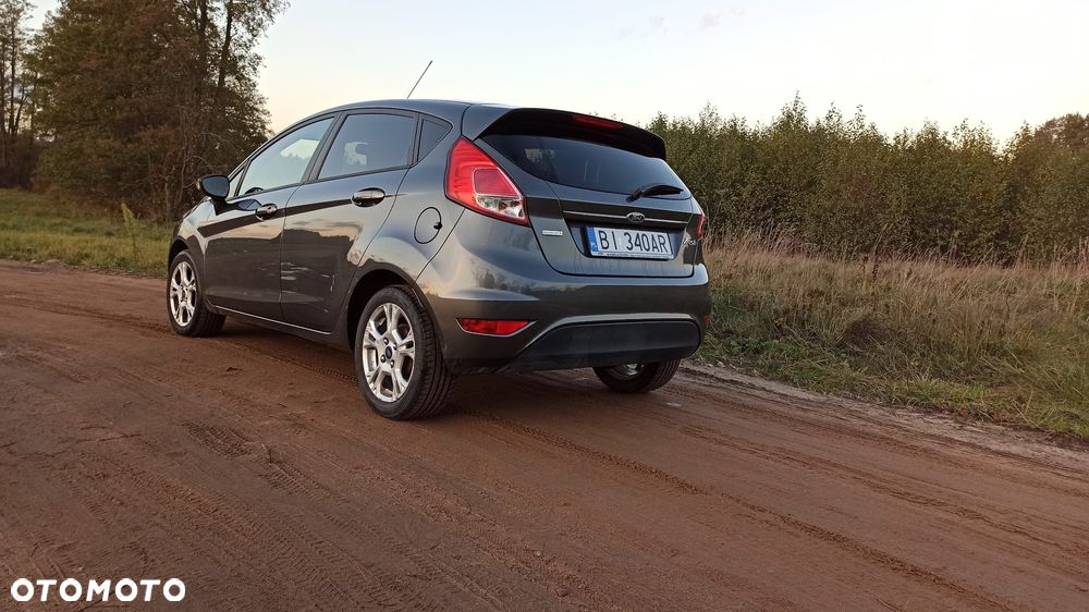 Ford Fiesta 1.0 EcoBoost S&S TREND - 5
