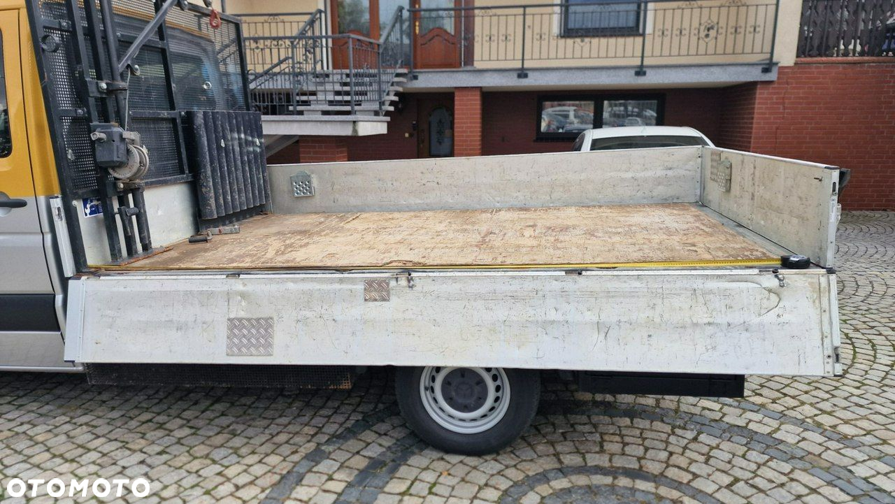 Mercedes-Benz Sprinter - 17