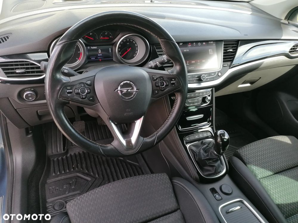 Opel Astra 1.6 CDTI Elite S&S - 19