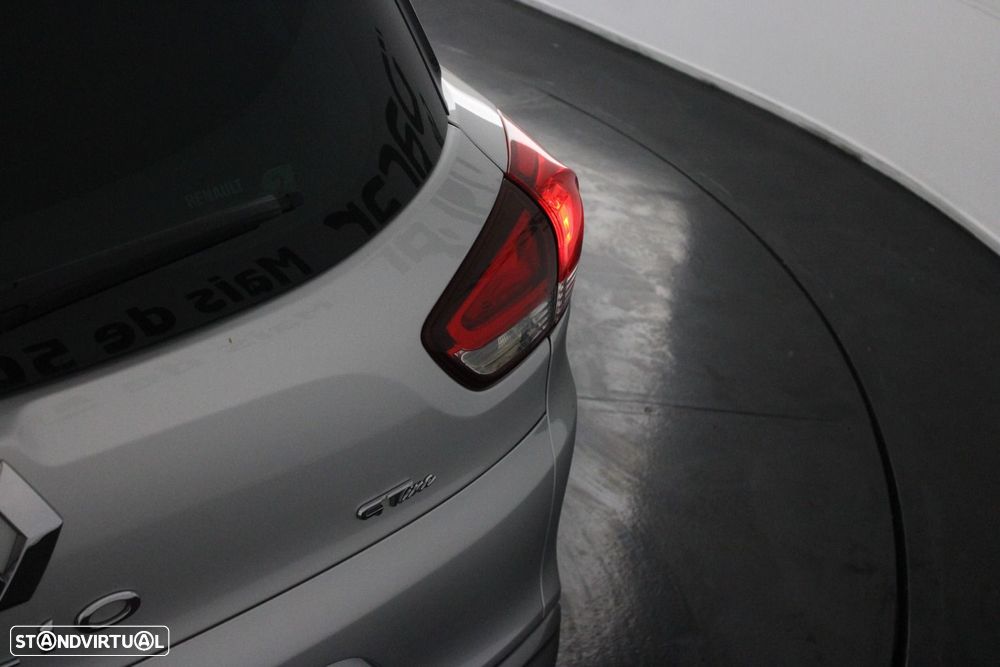 Renault Clio Sport Tourer 1.5 dCi GT Line - 34