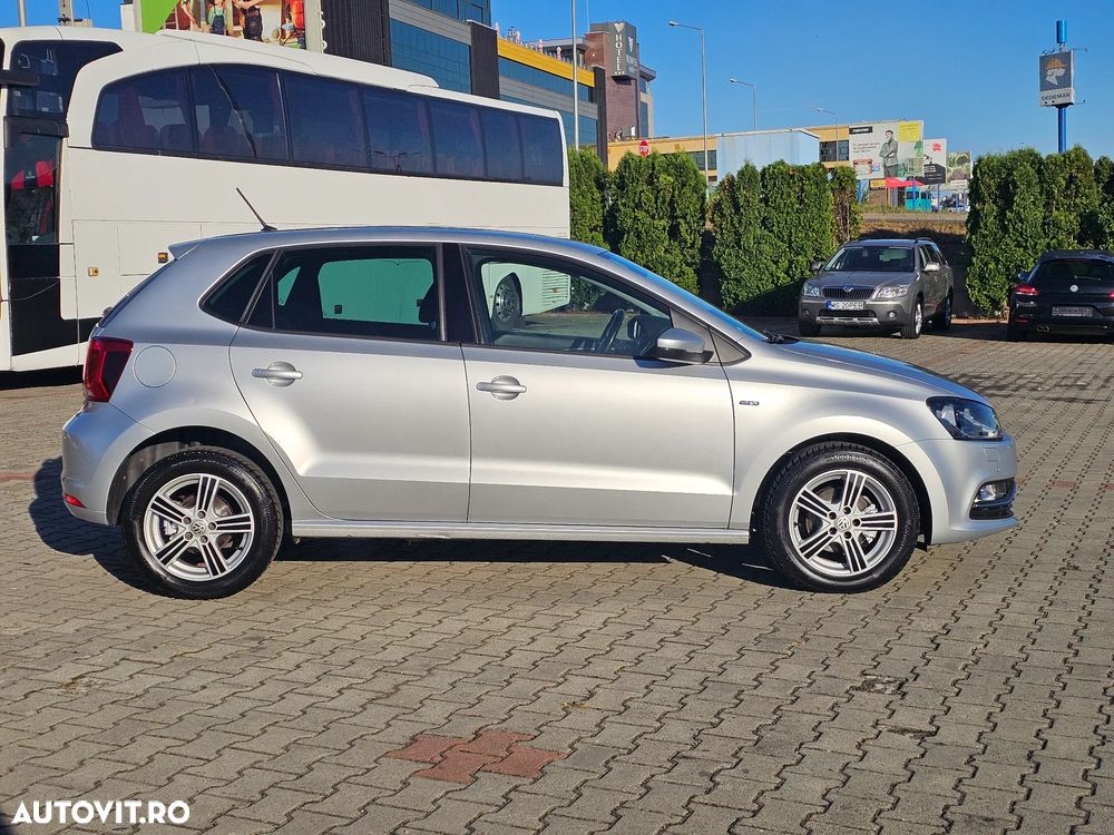 Volkswagen Polo 1.2 TSI Blue Motion Technology DSG Lounge - 2