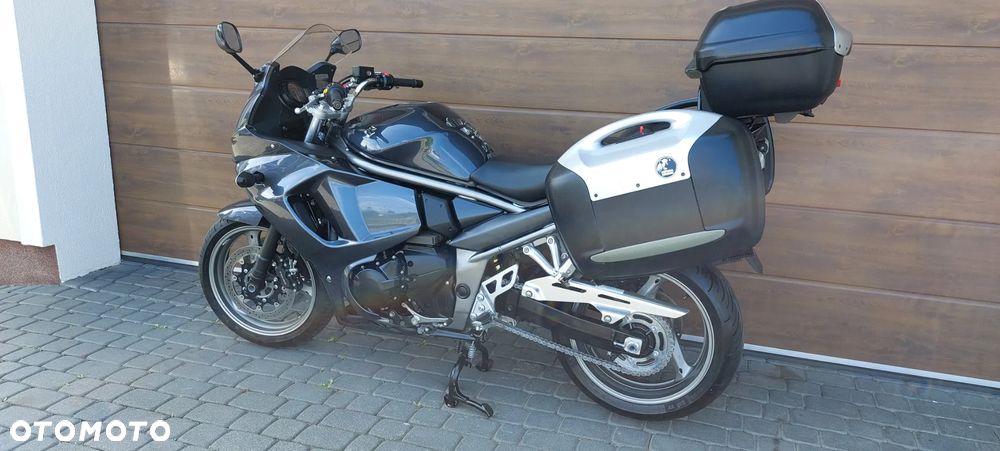 Suzuki GSX - 22