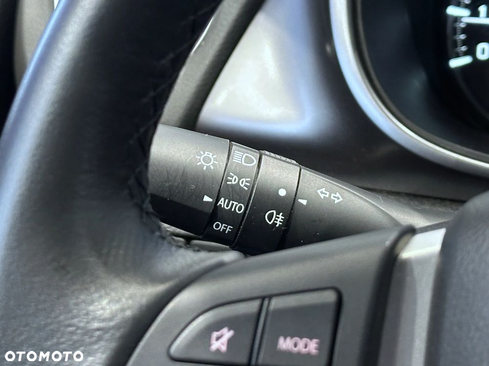 Suzuki Vitara 1.4 Boosterjet mHEV Premium Plus 2WD - 23