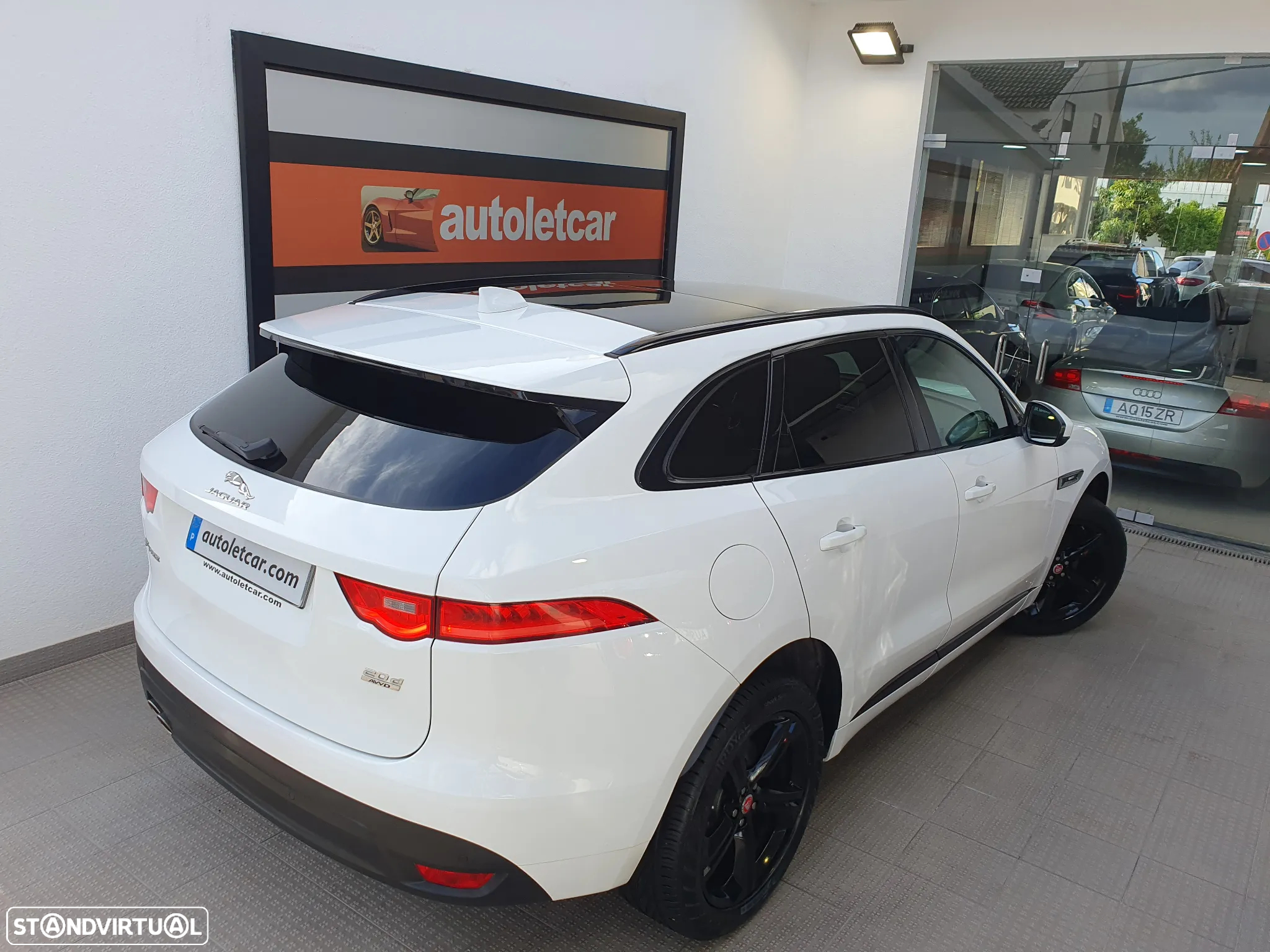 Jaguar F-Pace 20d AWD Aut. R-Sport - 32