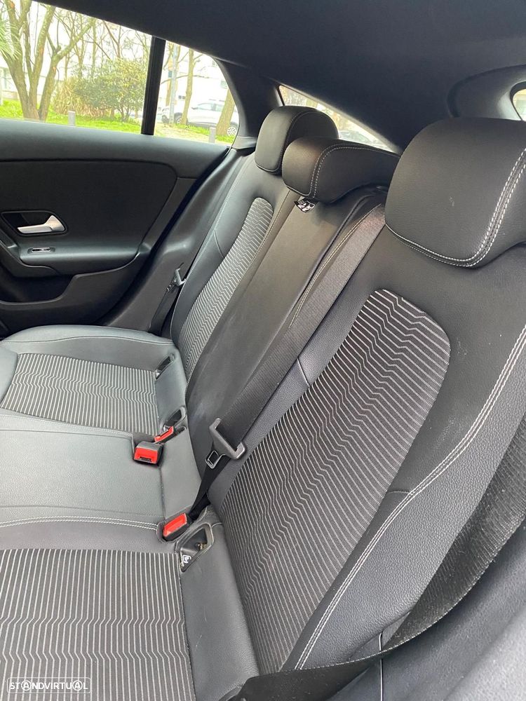 Mercedes-Benz CLA 250 e Shooting Brake Progressive - 11