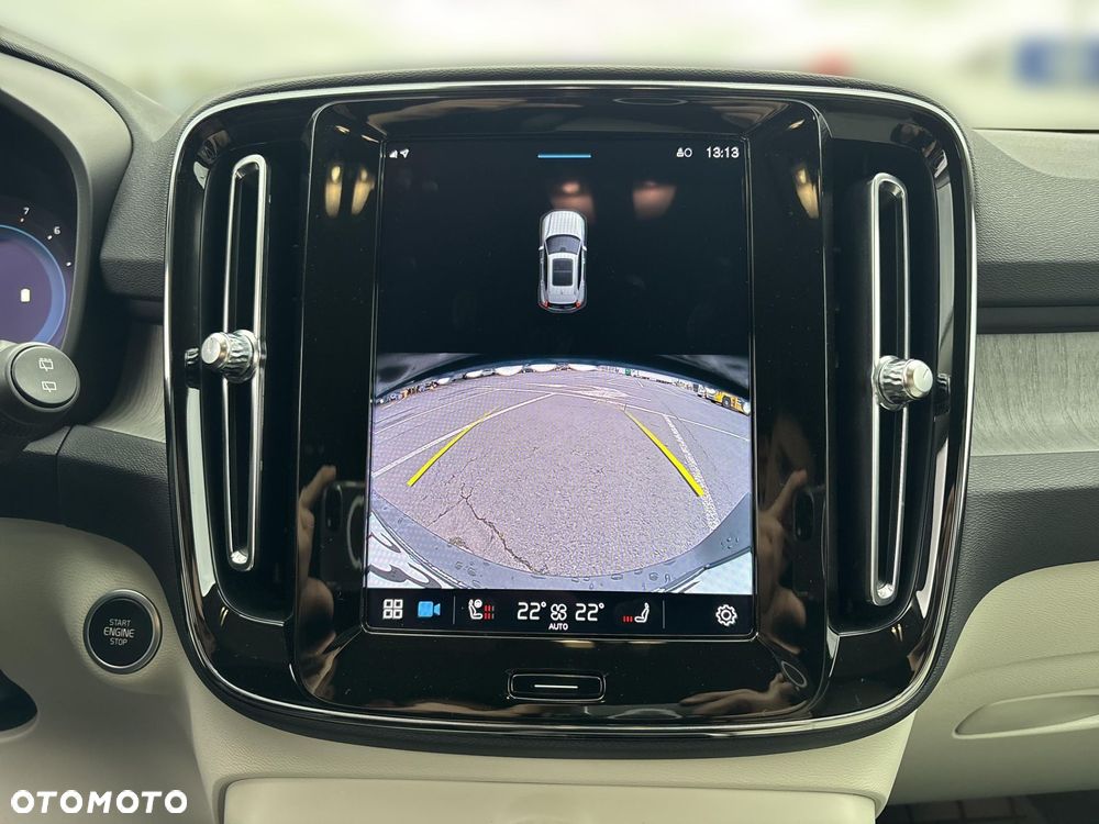 Volvo XC 40 B4 AWD Plus Bright - 11