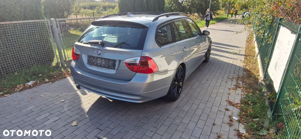 BMW 3 Series 2006 photo 4