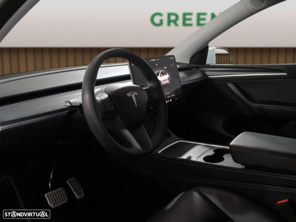 Tesla Model Y Standard - 8