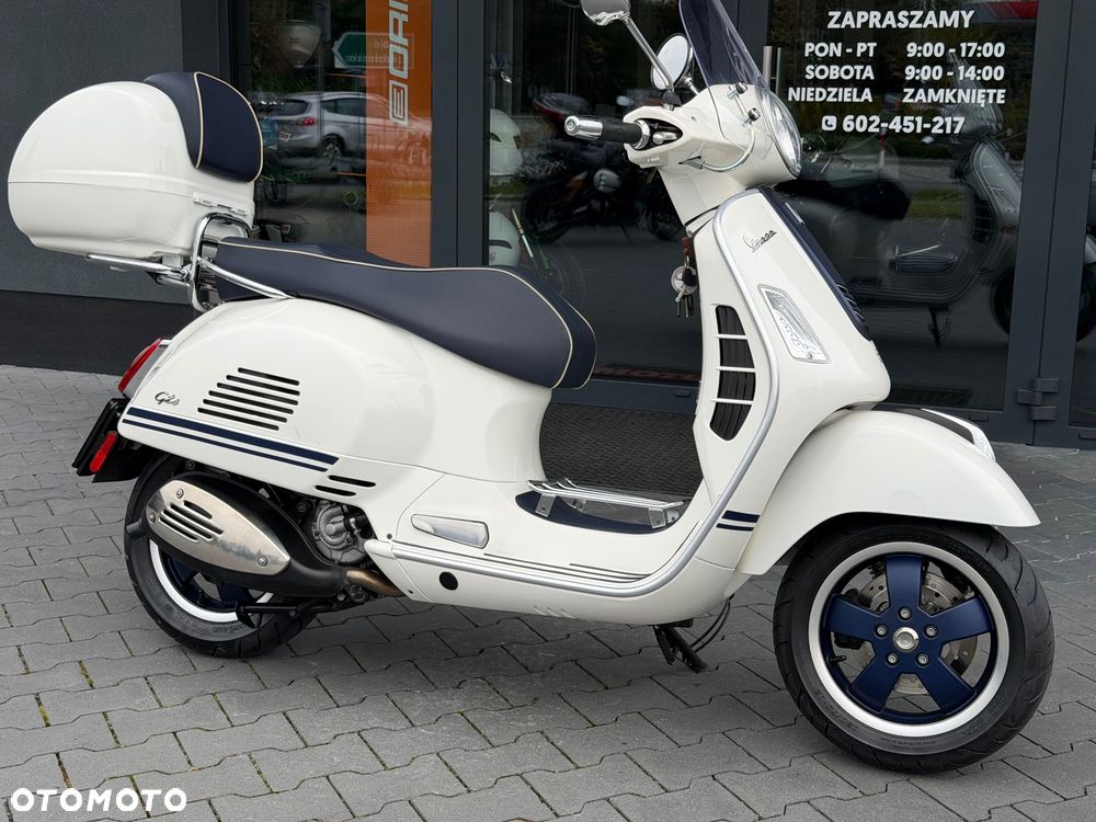 Vespa GTS