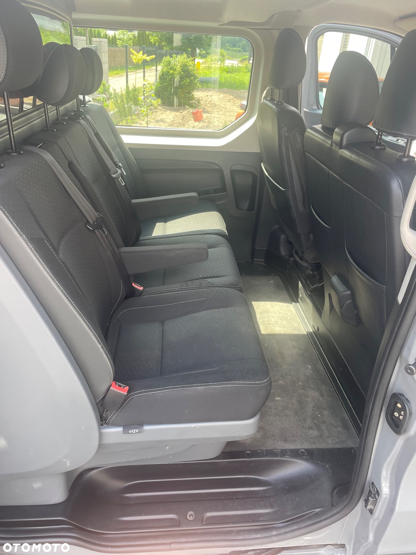 Opel Vivaro L2H1 2,9t Edition Business - 19