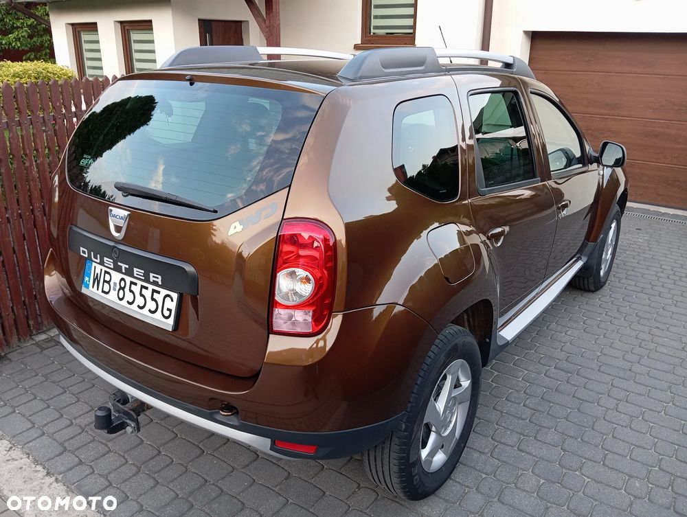 Dacia Duster 1.6 Laureate 4x4 - 27