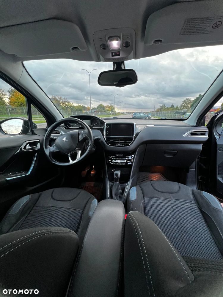 Peugeot 208 1.4 HDi Business Line - 20