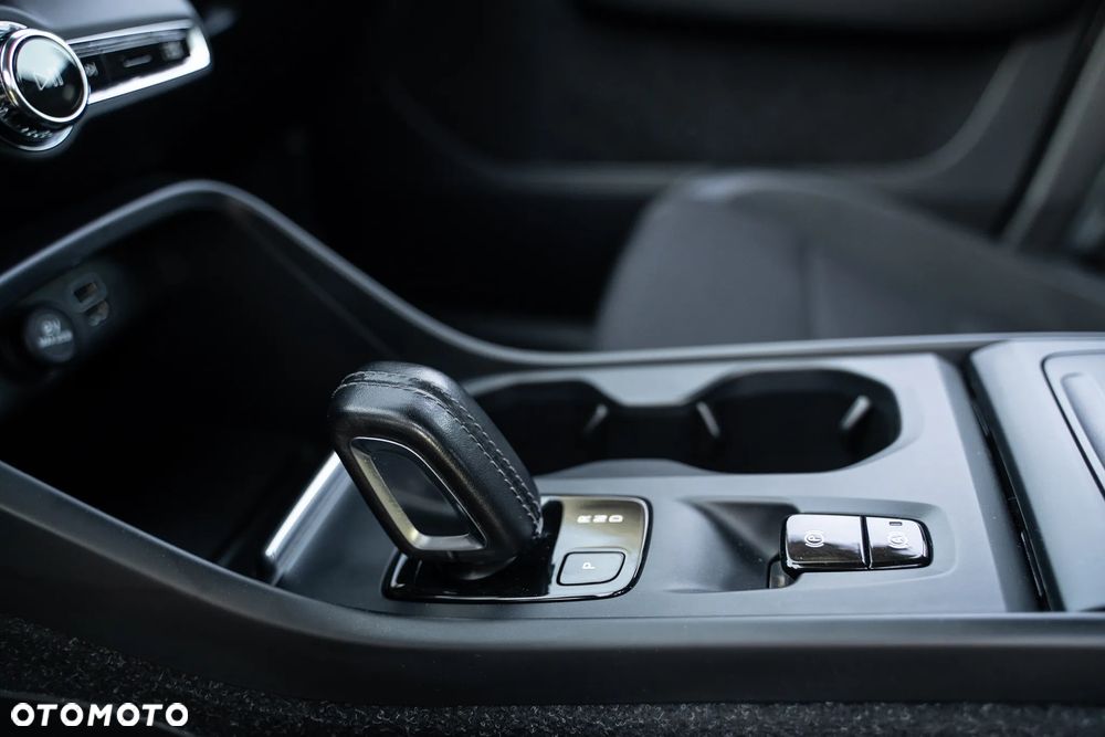 Volvo XC 40 D3 Momentum - 27