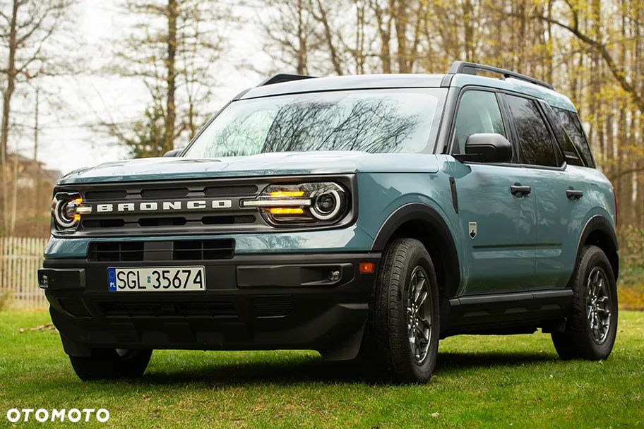 Ford Bronco - 5