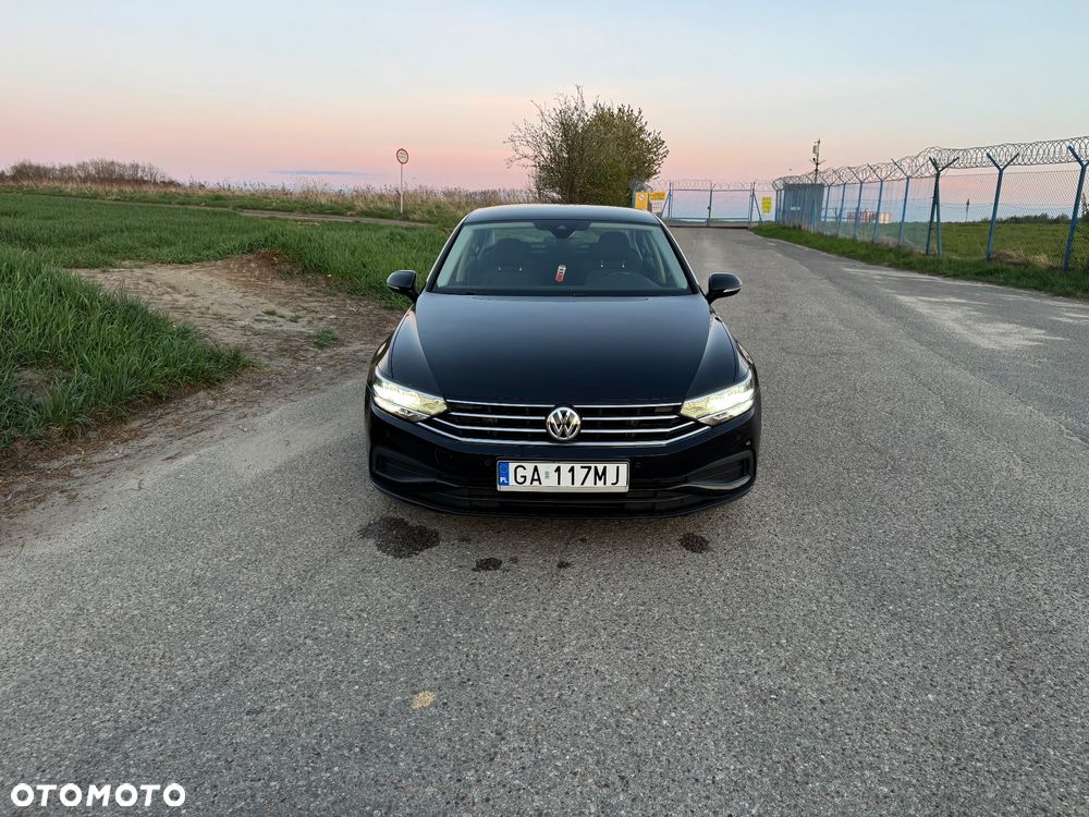 Volkswagen Passat 1.5 TSI EVO Essence DSG - 17