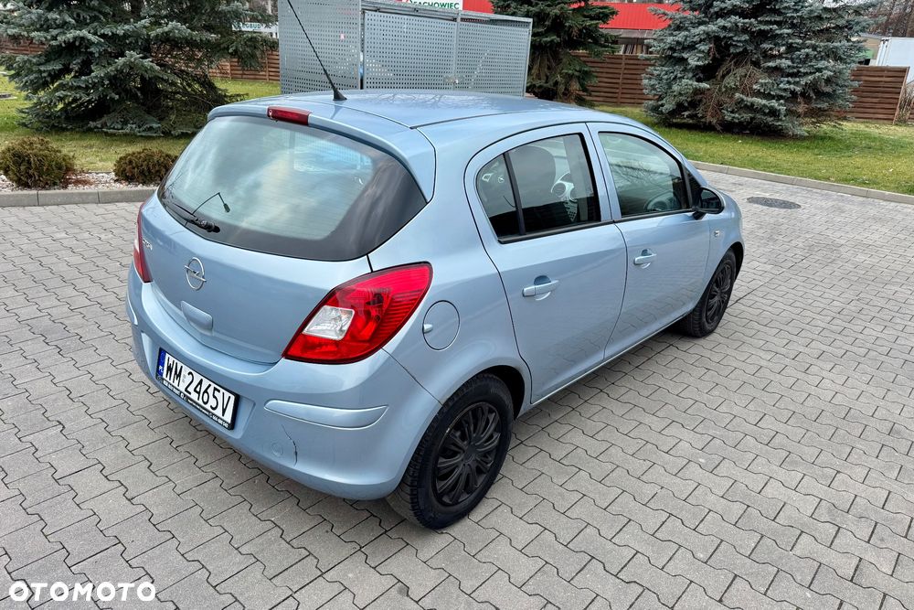 Opel Corsa 1.4 16V - 11