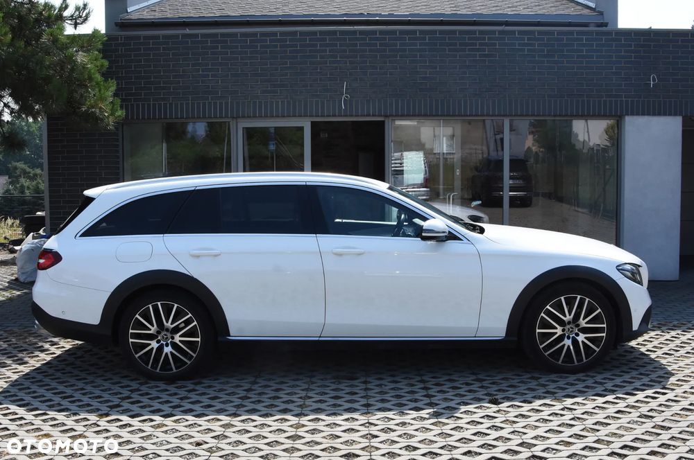 Mercedes-Benz Klasa E 220 d 4Matic All-Terrain 9G-TRONIC Avantgarde - 4