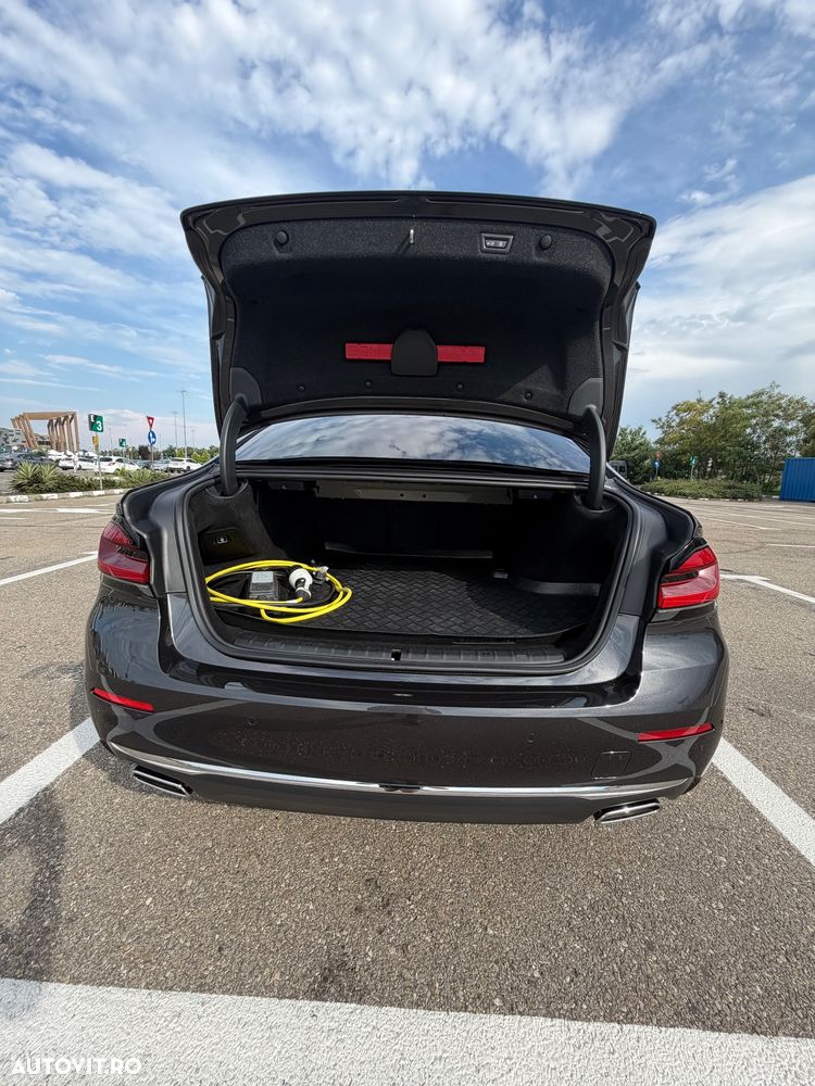 BMW Seria 5 530e xDrive AT PHEV - 5